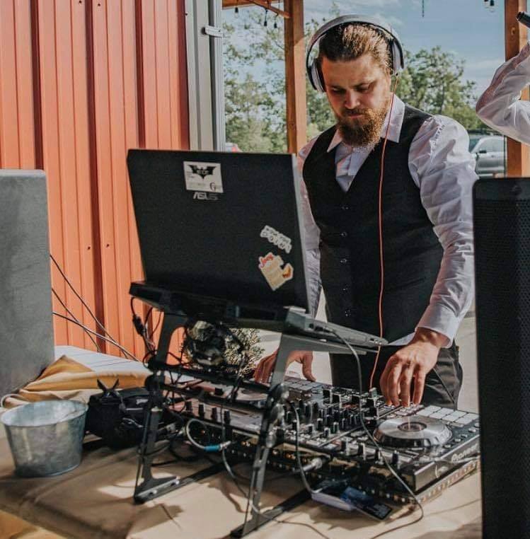 DJ Just Joey Wedding DJ My event rentals nc